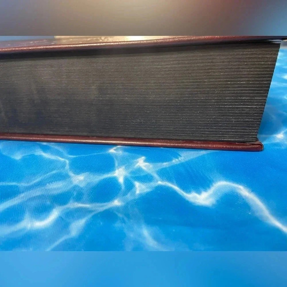 The Sandman Omnibus Volume II - Neil Gaiman - Perfect Condition, Never Used/Read - Picture 11 of 15